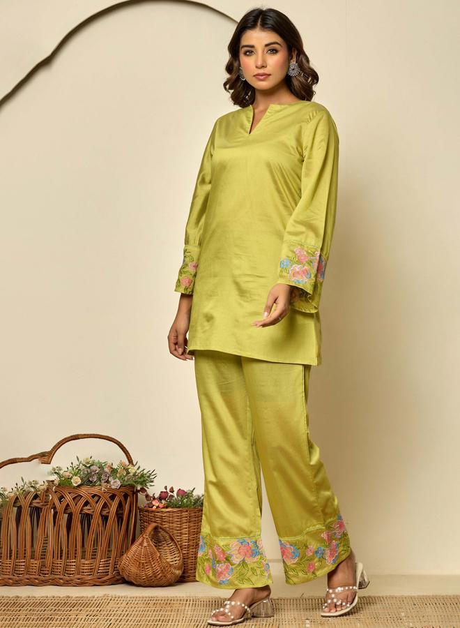 KASYA Green Embroidered Viscose Co-Ord Set - Image 3